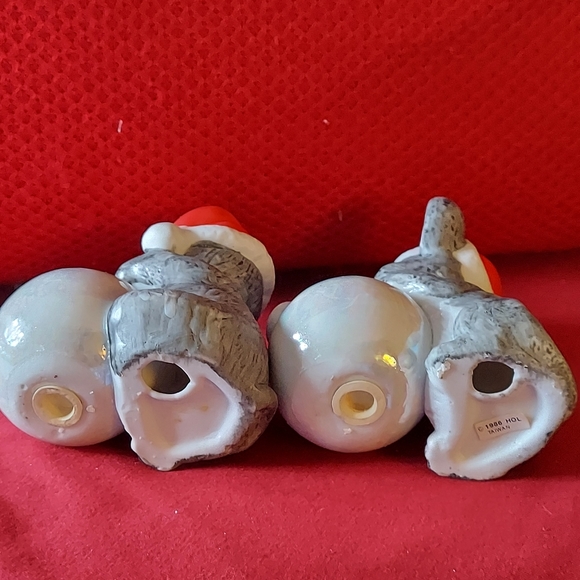 Vintage Salt & Pepper Shakers - Picture 6 of 7